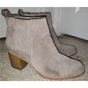 INC International Concepts Size 7.5 Tan Suede Ankle Booties Block Heel Slip On